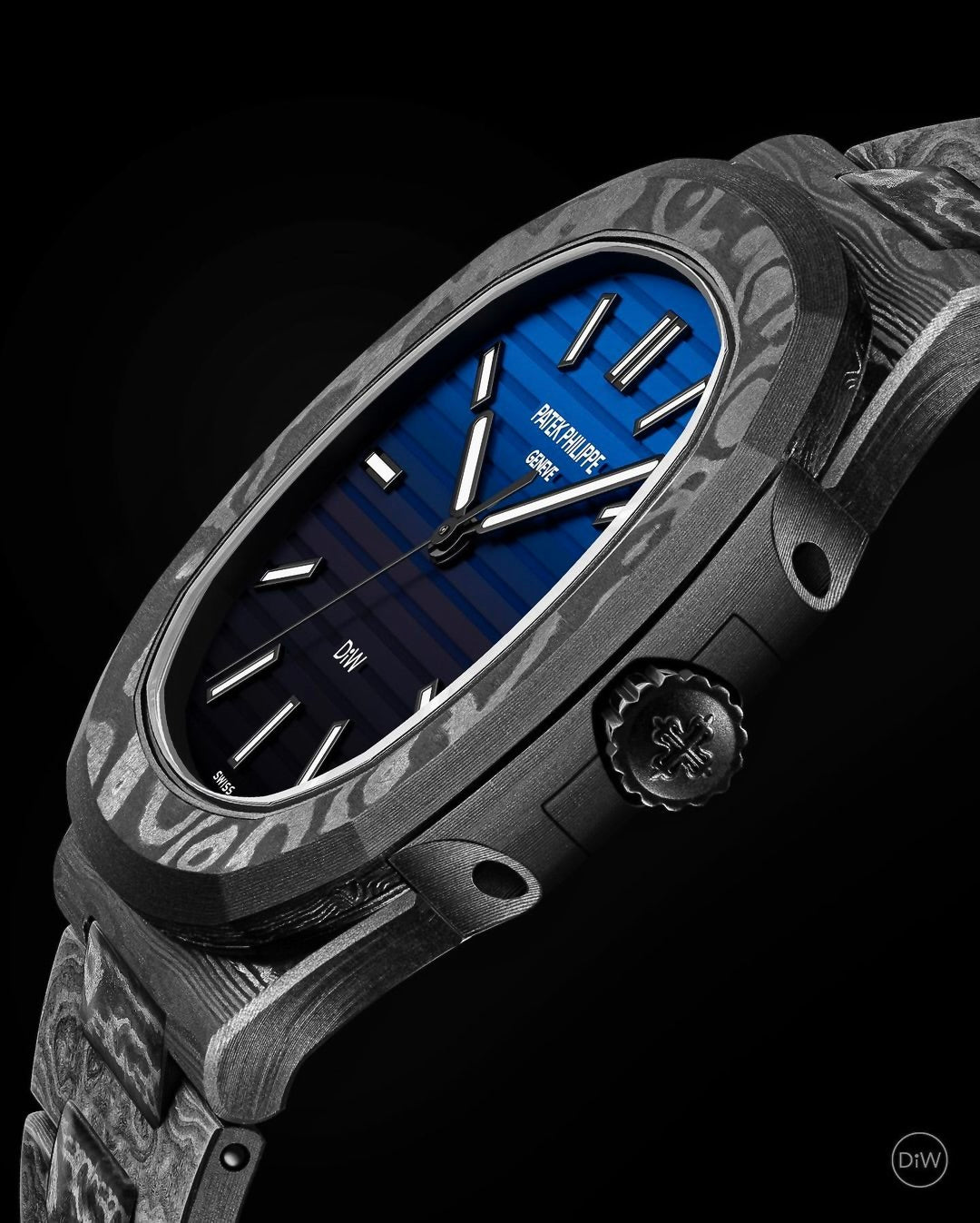 DiW Carbon Patek Nautilus 5711 "BLACK GRAIL G-BLUE" | WORLDTIMER
