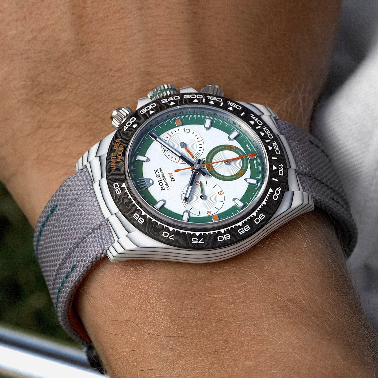 The Ultimate Golfer's Watch: DiW Rolex Daytona with ALPINE Design. DiW 勞力士地通拿 ALPINE：高爾夫愛好者的完美手錶，擁有阿爾卑斯風格 | WORLDTIMER