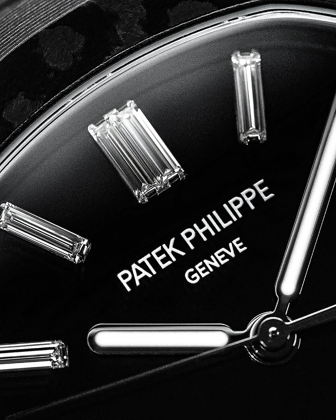DiW Patek Philippe Nautilus BLACK GRAIL DIAMOND MARKERS 百達翡麗Nautilus 金鷹5711 全碳纖維鑽石刻度 | WORLDTIMER