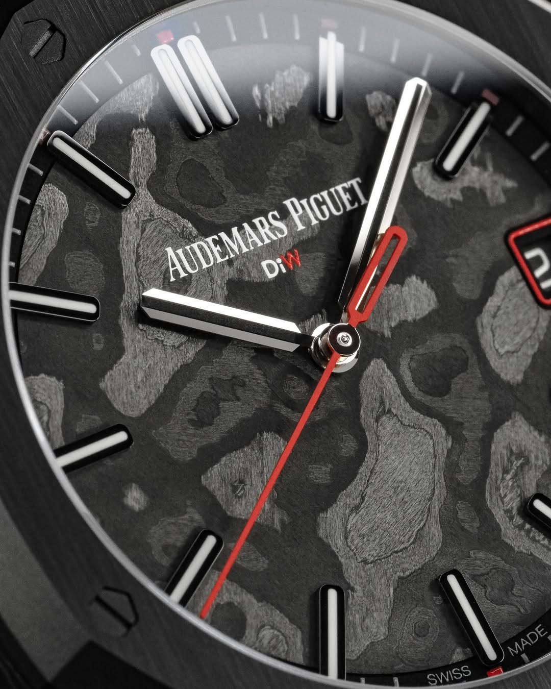 NTPT Carbon DiW Audemars Piguet Royal Oak 15500ST SPEEDSTER Voidline AP Series 碳纖 愛彼 皇家橡樹 | WORLDTIMER