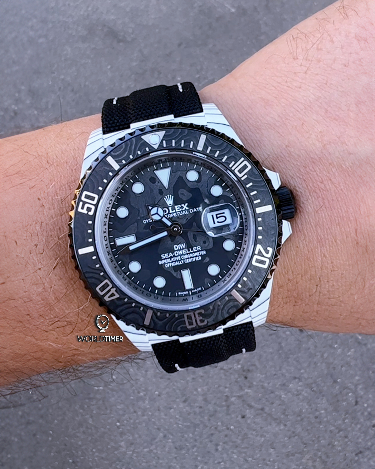 白石英纖維 DiW 勞力士 海使型 IRBIS Sea Dweller Rolex | WORLDTIMER