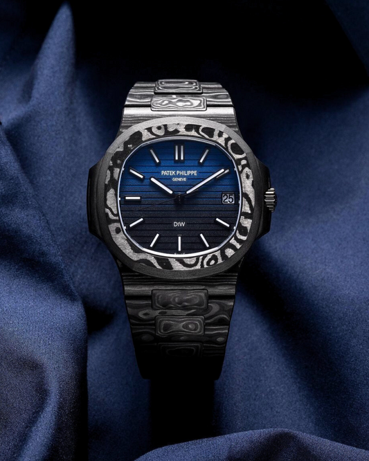 DiW Carbon Patek Nautilus 5711 "BLACK GRAIL G-BLUE" | WORLDTIMER