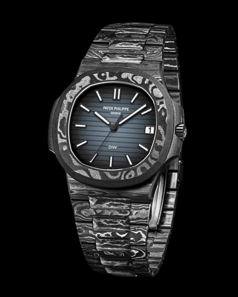 DiW Patek Philippe Nautilus "ALL CARBON GRIS" (Retail: €184 990)