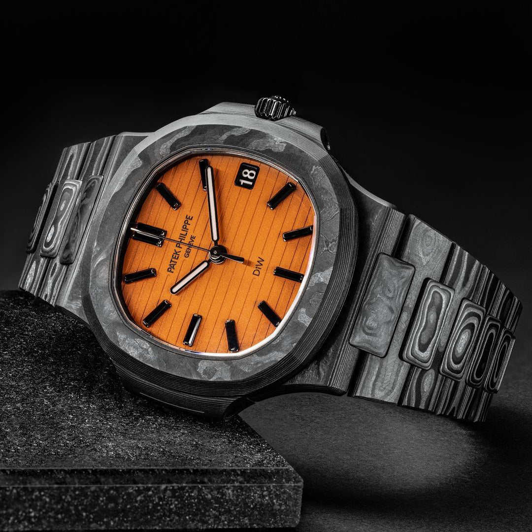 Patek Philippe Nautilus 5711 DiW ALL CARBON BLACK Orange Dial 金鷹5711 百達翡麗 | WORLDTIMER