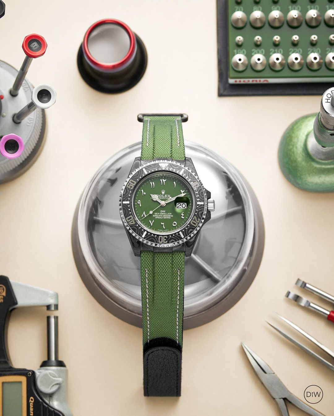 NTPT Carbon DiW Rolex Sea Dweller 43 HUNTER ARABIC | WORLDTIMER